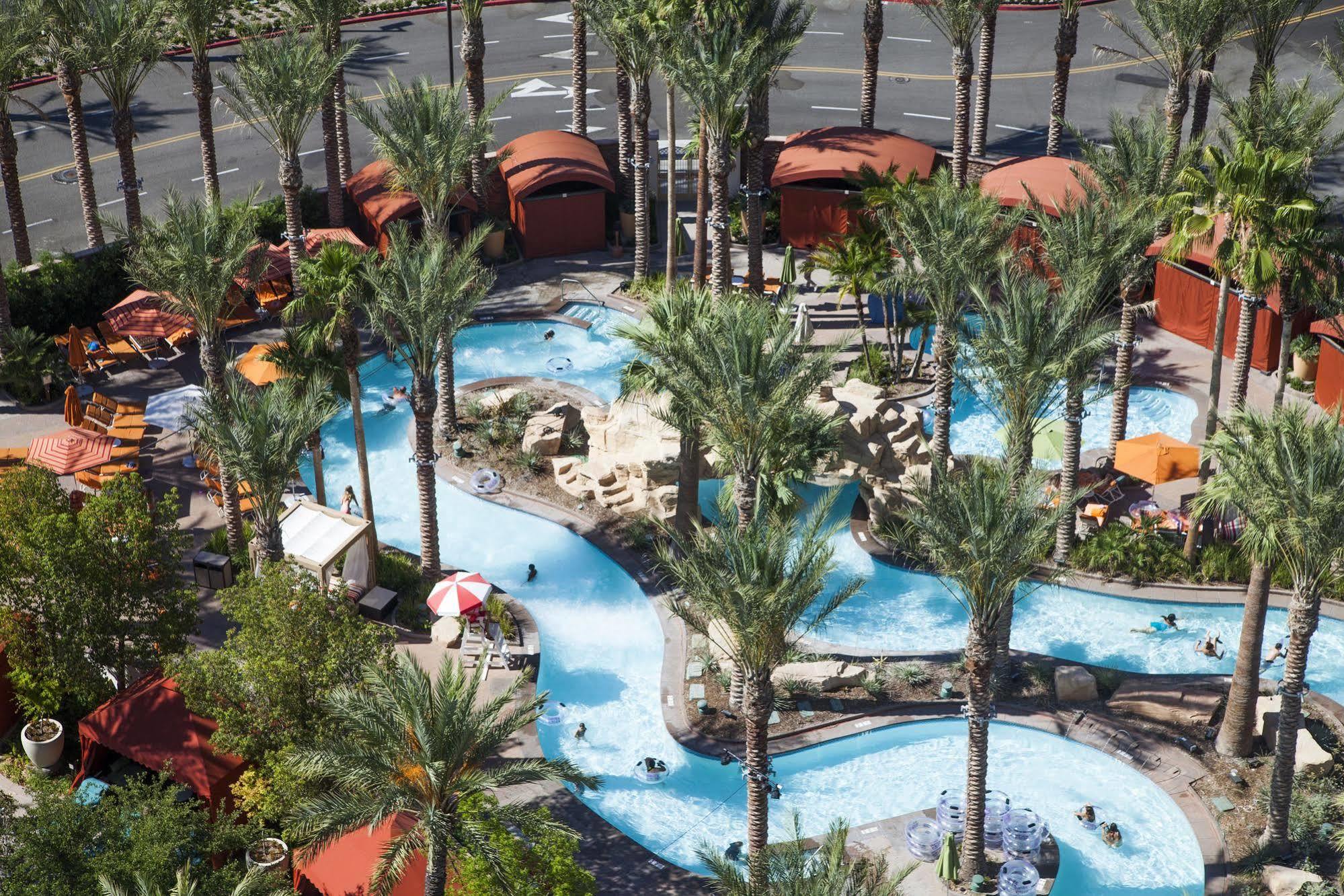 ฮาร์ราส์ รีสอร์ต เซาเทิร์น แคลิฟอร์เนีย Hotel Valley Center ภายนอก รูปภาพ