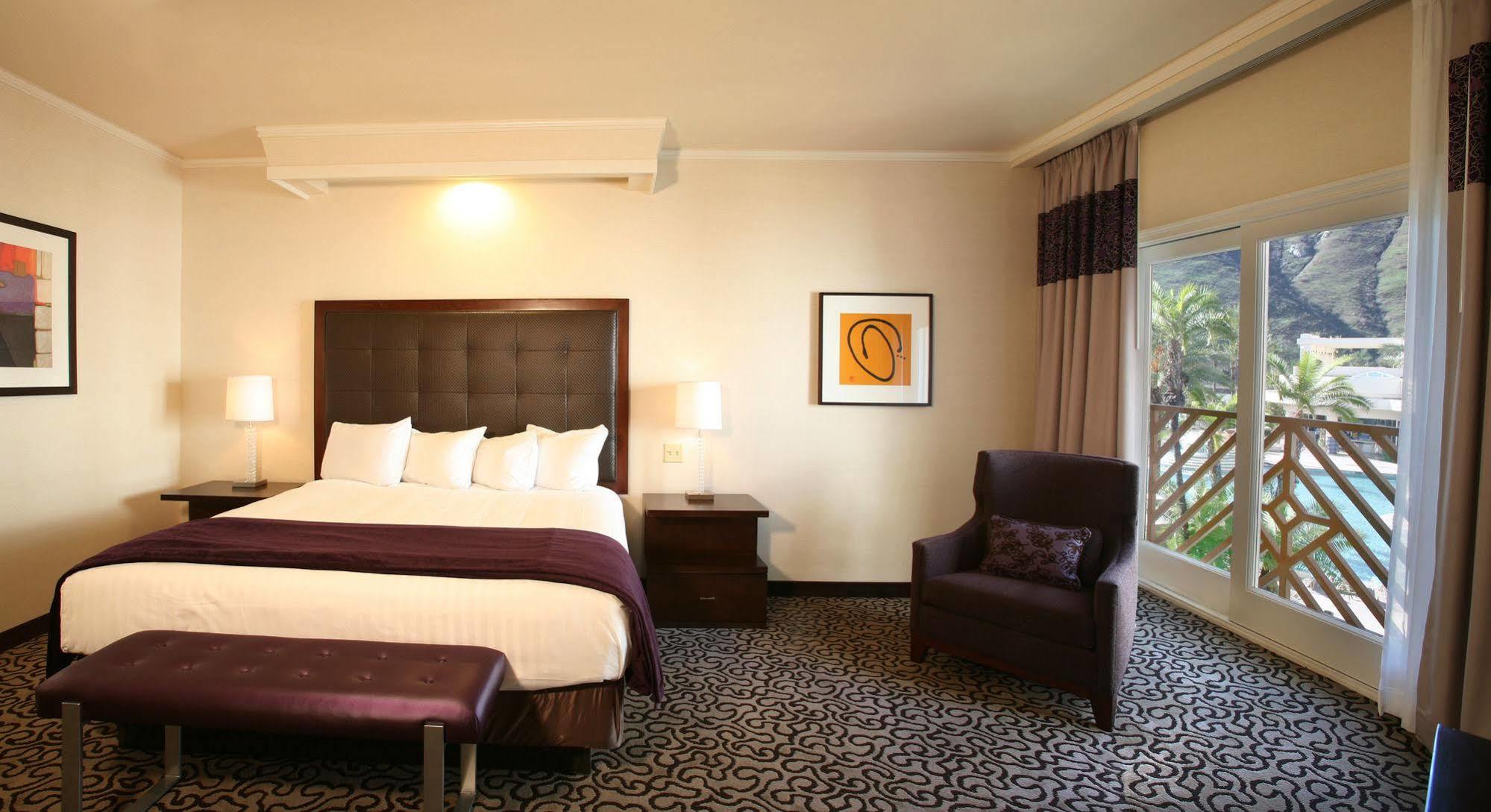 ฮาร์ราส์ รีสอร์ต เซาเทิร์น แคลิฟอร์เนีย Hotel Valley Center ภายนอก รูปภาพ