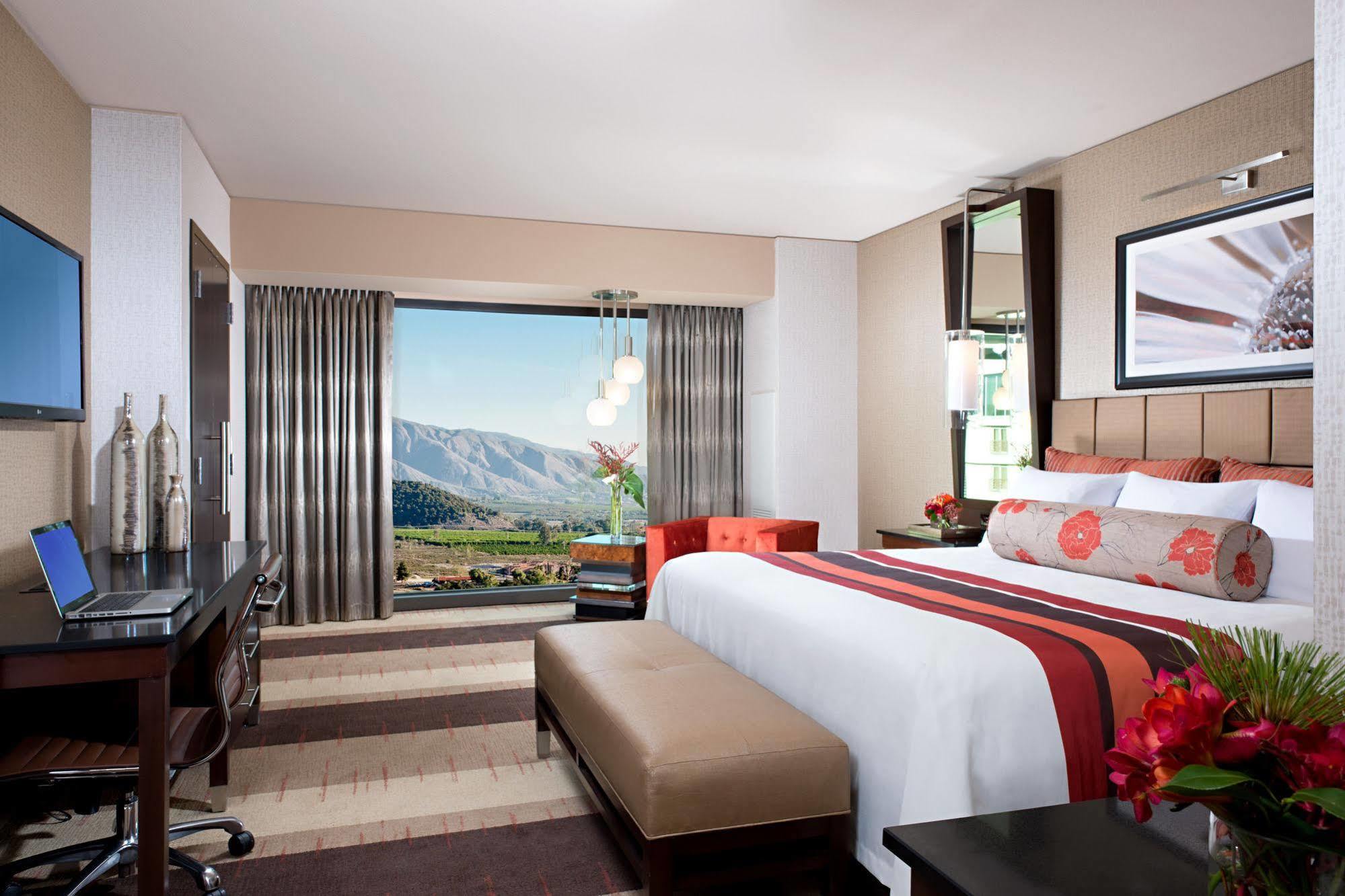 ฮาร์ราส์ รีสอร์ต เซาเทิร์น แคลิฟอร์เนีย Hotel Valley Center ภายนอก รูปภาพ