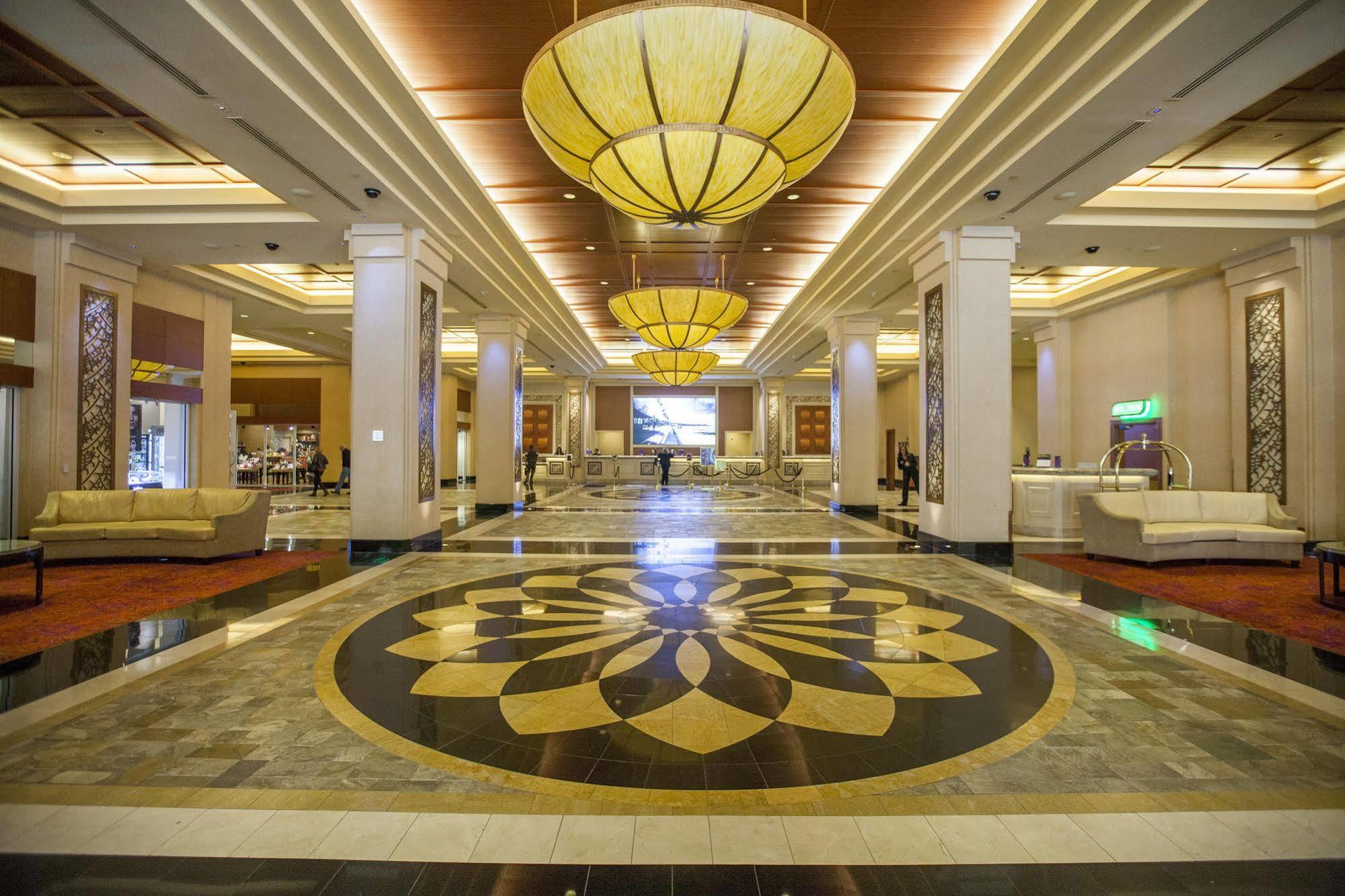 ฮาร์ราส์ รีสอร์ต เซาเทิร์น แคลิฟอร์เนีย Hotel Valley Center ภายนอก รูปภาพ